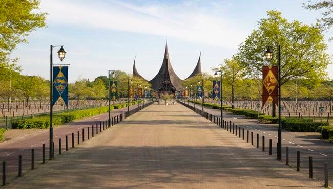 Wat is de Efteling nu allemaal van plan met hun parkeerplaats?