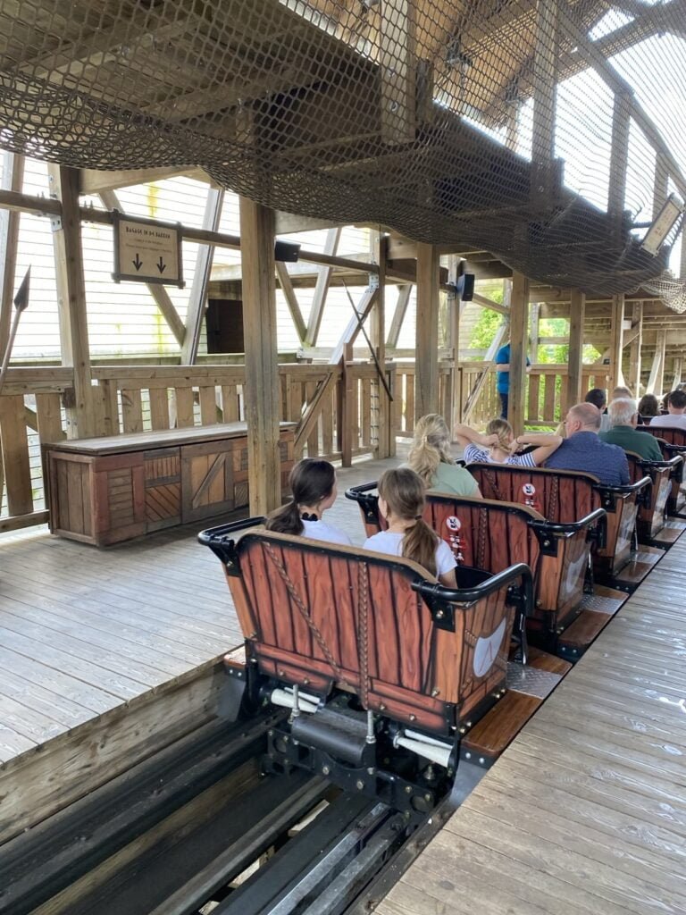 Dit komt er allemaal kijken bij het opstarten van houten achtbaan Troy in Attractiepark Toverland