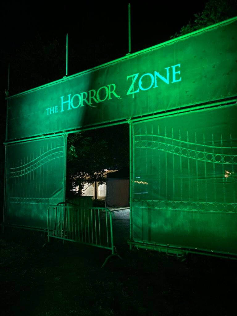 The Horror Zone 2024 bestaat uit drie spookhuizen, een walkthrough en meer!