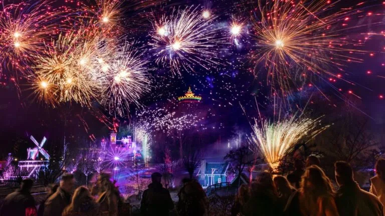 Oud & Nieuw vieren in de Efteling: bubbels en vuurwerk