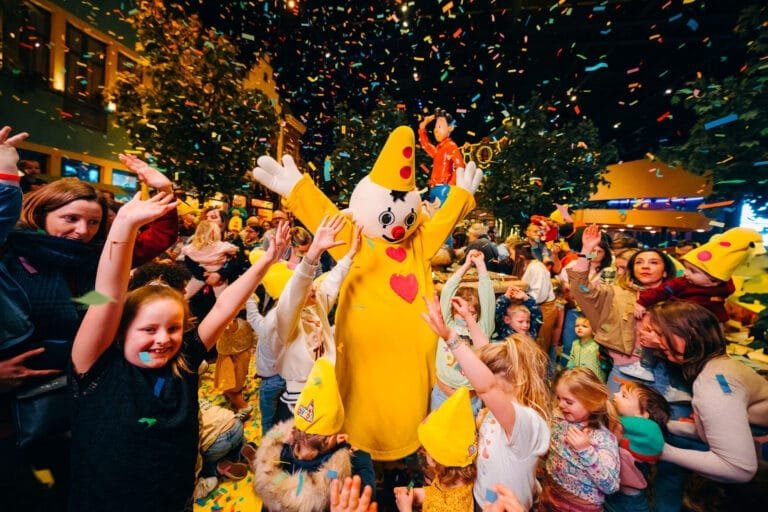 Plopsa Indoor Hasselt trapt jubileumjaar feestelijk af met het Bumba Festival