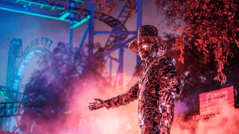 Bobbejaanland opent poorten voor een extra lang seizoen: mega spookhuis, World of Dinos en winteropenstelling