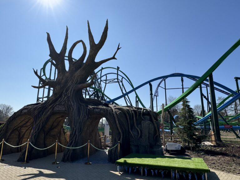 Walibi Holland opent YOY officieel voor alle bezoekers, met knipoog naar het verleden