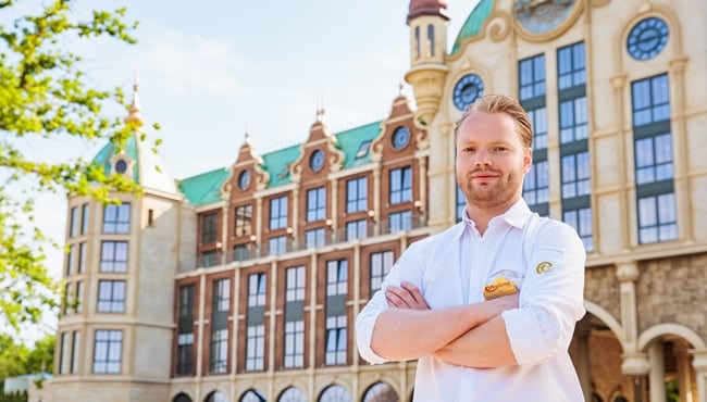 Topchef Teun van Berlo neemt leiding over Restaurant-Bar Mystique van het Efteling Grand Hotel