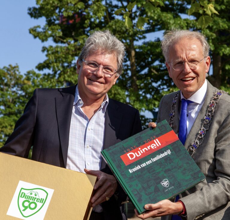Duinrell viert 90-jarig bestaan met jubileumboek en nieuwe attractie
