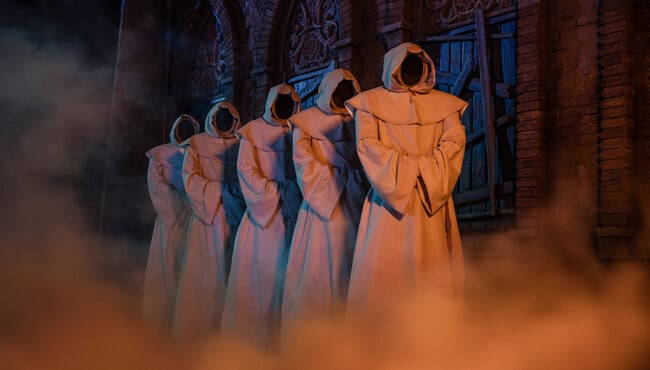 Zomer in de Efteling: Charlatans Cabaret Macabre, nieuwe souvenirs en extra horecaspecials