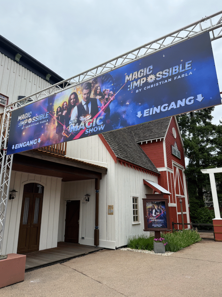 [Experience] Las Vegas in Movie Park: Christian Farla terug met nieuwe show, maar Showgirls redden de dag