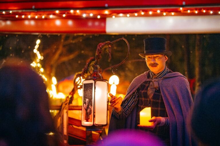 Eerste Warme Winteravonden in DierenPark Amersfoort betoverend van start gegaan