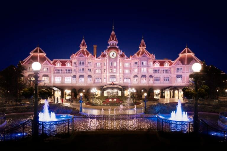 Disneyland Hotel in Disneyland Parijs niet meer vrij toegankelijk