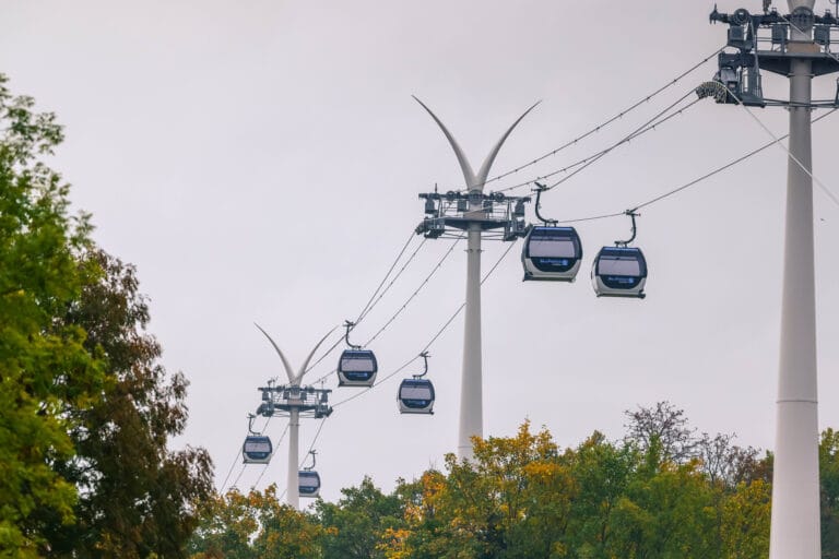 Eerste stedelijke kabelbaan van Parijs in gebruik genomen