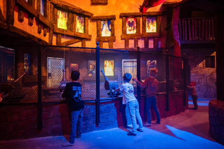 BillyBird Drakenrijk opent nieuwe binnenspeeltuin Drakendorp