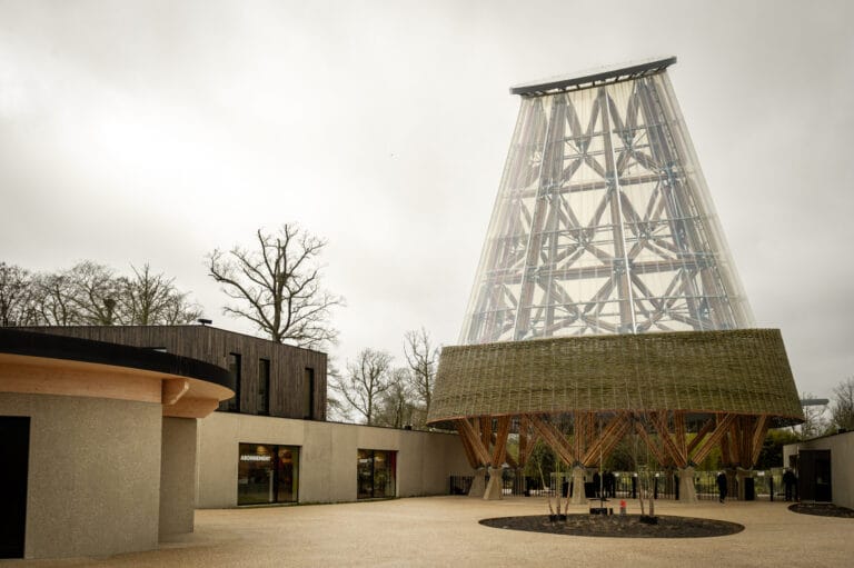 ZOO Planckendael opent nieuwe ingang met hoogste bamboetoren van Europa