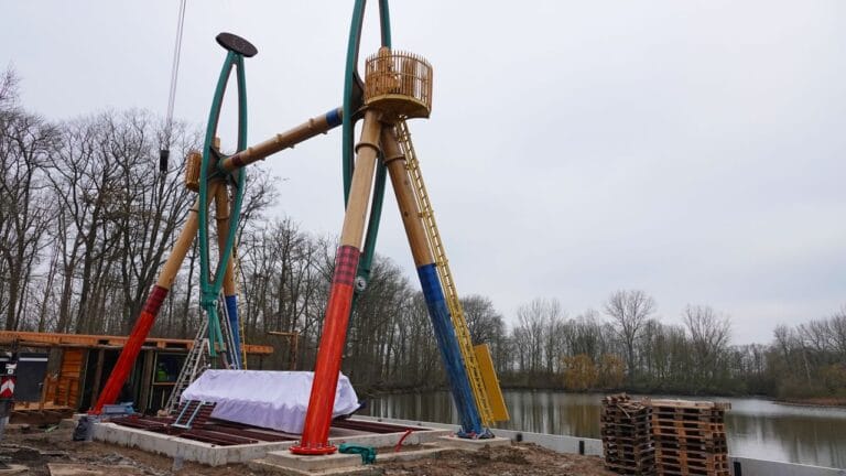 Bellewaerde geeft update over vernieuwde Canada-zone met grootste schommel in zijn soort