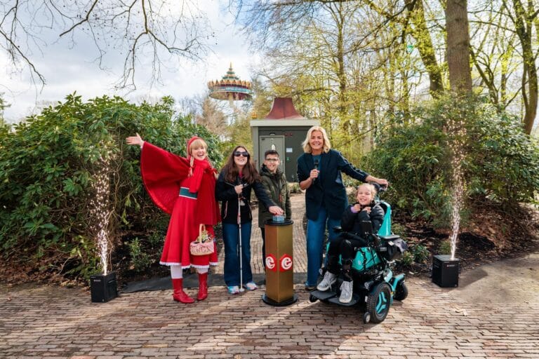 Efteling opent Changing Places Toilet, speciaal voor bezoekers met een ernstige en/of meervoudige beperking