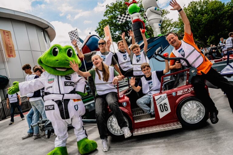 Eerste editie van de 2,4 uur van Duinrell levert driftkampioen op