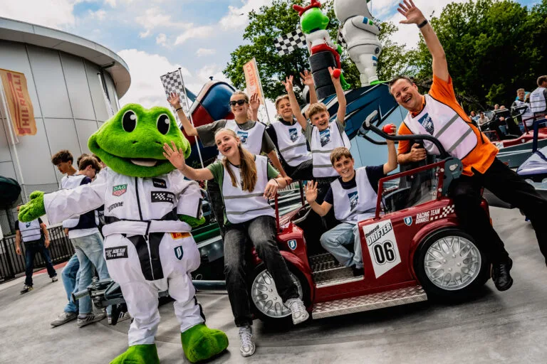Eerste editie van de 2,4 uur van Duinrell levert driftkampioen op