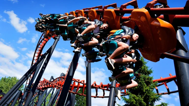 Walibi Belgium sluit achtbaan Vampire definitief na seizoen 2027