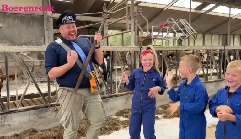 Postbode Pelle schittert in videoclip voor Boerenrock Festival