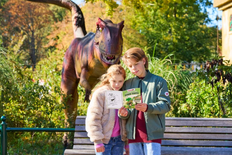 Nieuwe dino’s en vernieuwde show: Dino Discovery keert terug op Duinrell